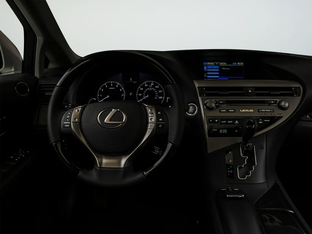 Used 2015 White Lexus 350 image 46