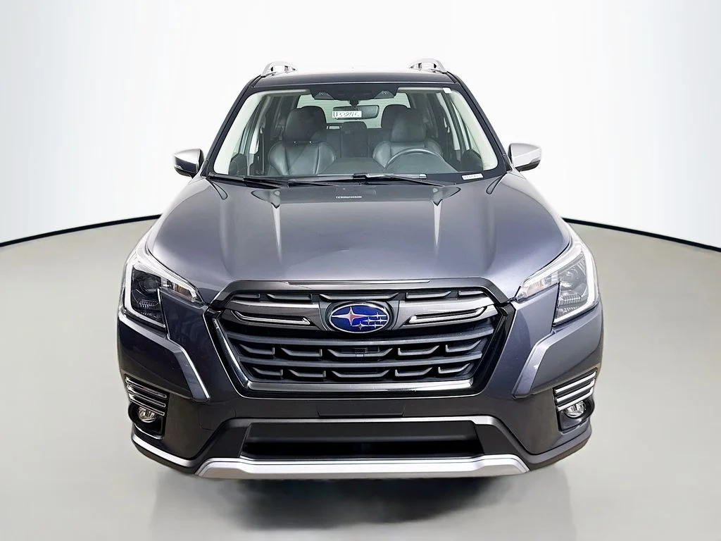 Used 2022 Magnetite Gray Metallic Subaru Touring image 2