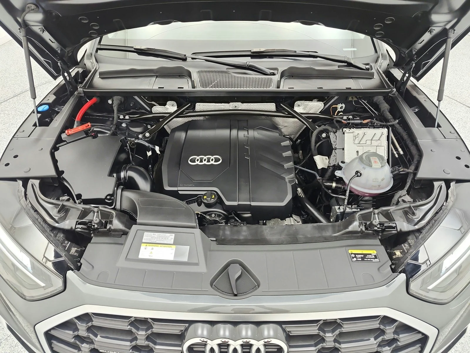 Used 2024 Daytona Gray Pearl Effect Audi S line Premium 45 TFSI quattro image 17