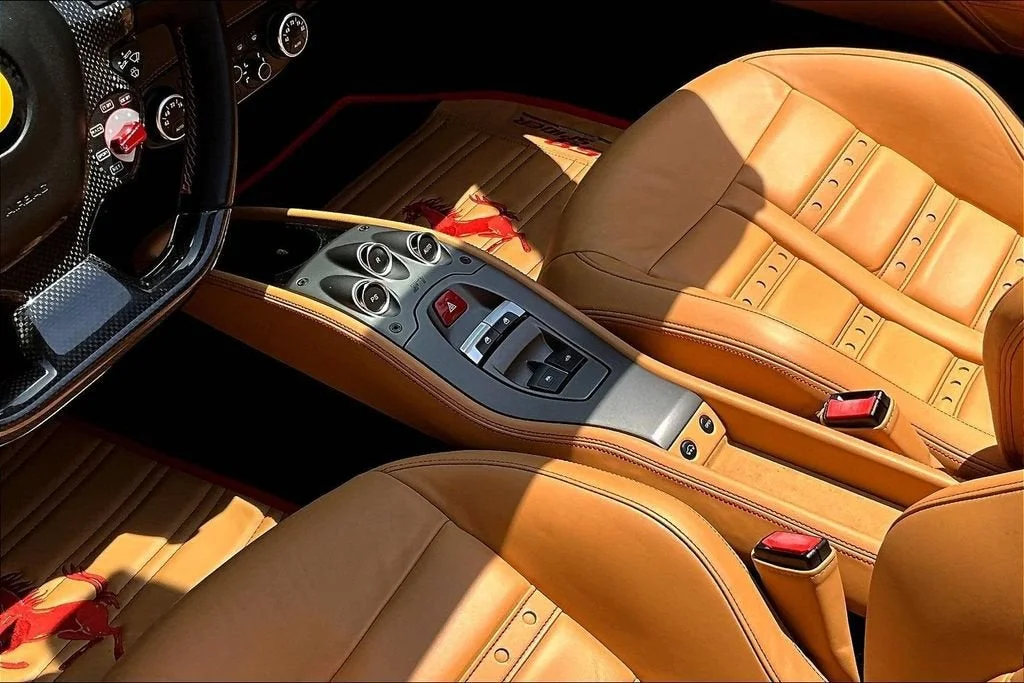 Used 2012 Rosso Corsa Ferrari  image 16