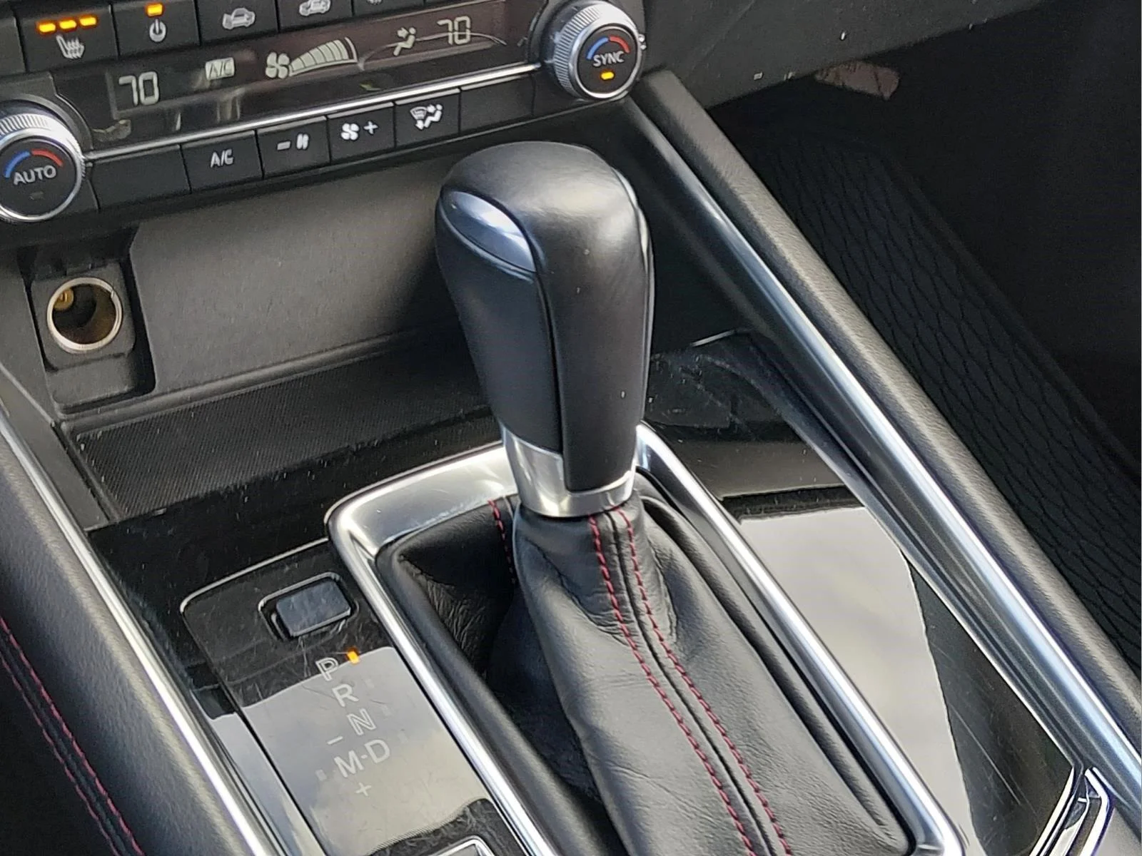 Used 2022 Polymetal Gray Mazda 2.5 S Carbon Edition image 28