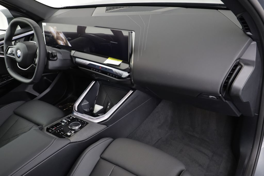 New 2026 Skyscraper Grey Metallic BMW 30 xDrive image 20