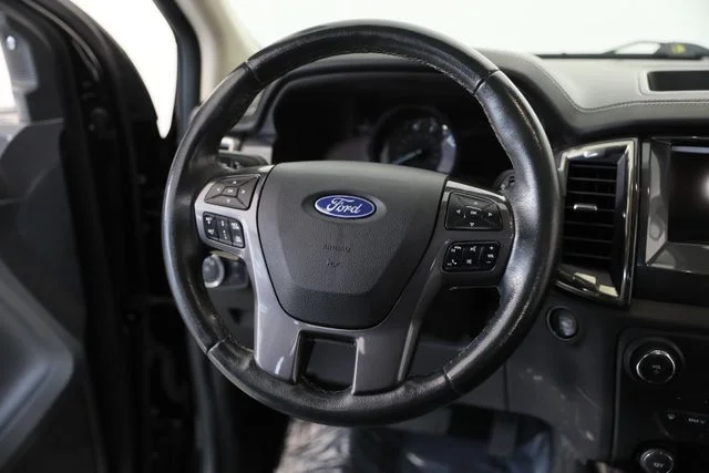 Used 2020 Black Ford Lariat image 3