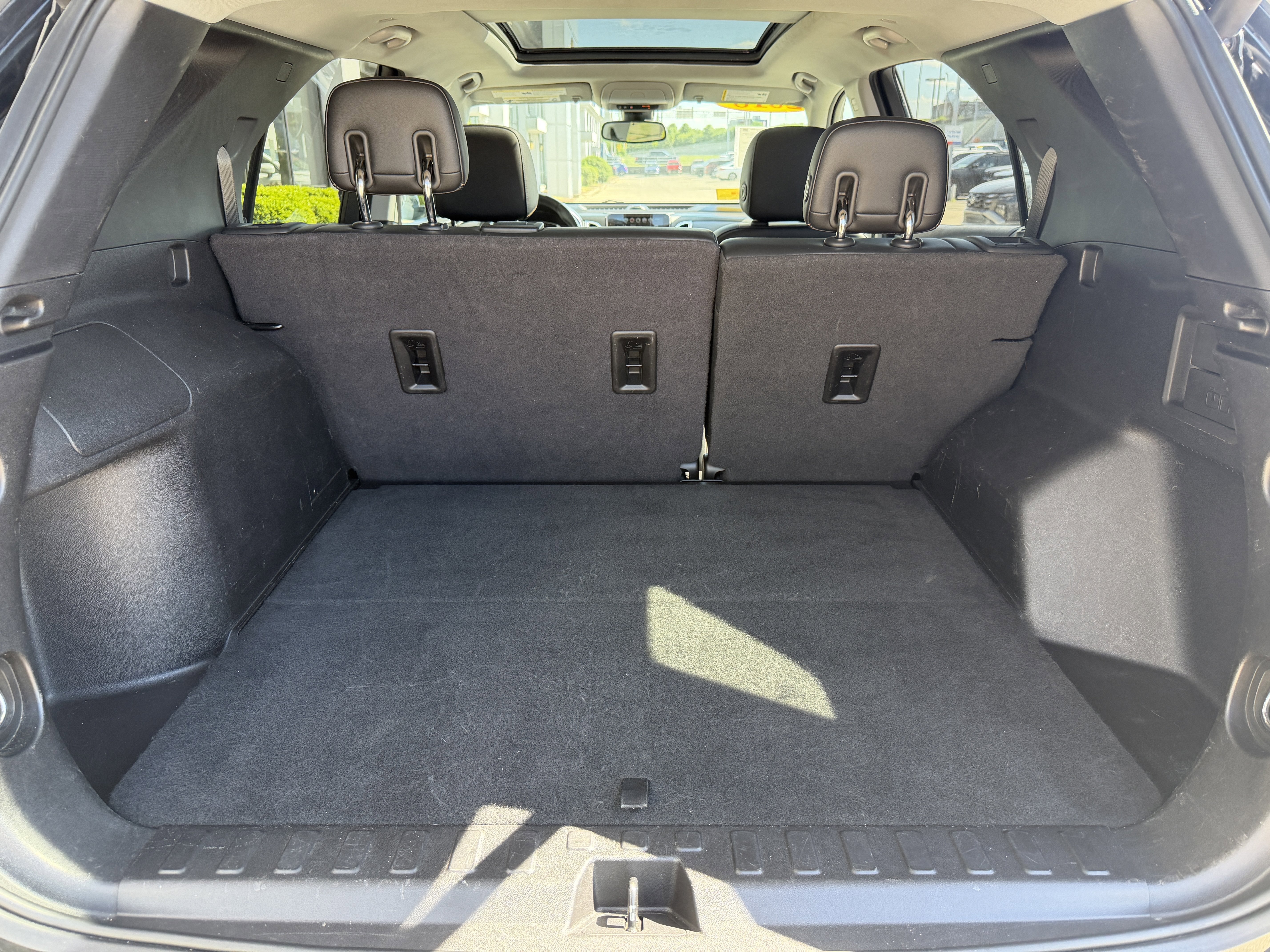 Used 2018 Mosaic Black Metallic Chevrolet Premier image 11