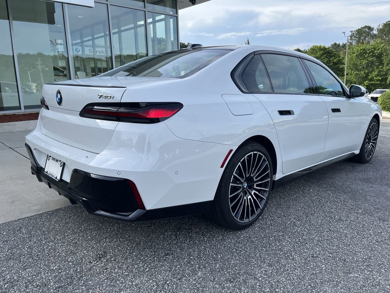 Certified Used 2025 Alpine White BMW 740i image 8