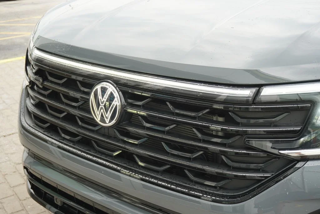 Used 2026 Gray Volkswagen 2.0T SEL R-Line Black image 40