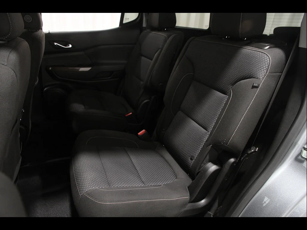 2023 GMC Acadia SLE - Photo 20