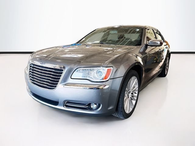 2011 Chrysler 300 Limited's photo