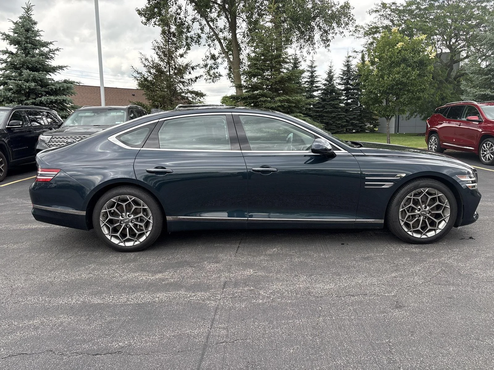 Used 2021 Tasman Blue Genesis 2.5T image 26