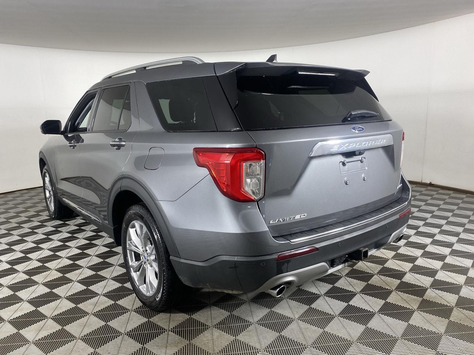 Used 2023 Carbonized Gray Ford Limited image 5