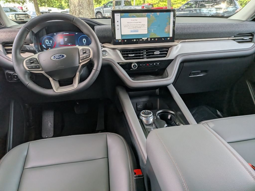 New 2026 Vapor Blue Metallic Ford Active image 33