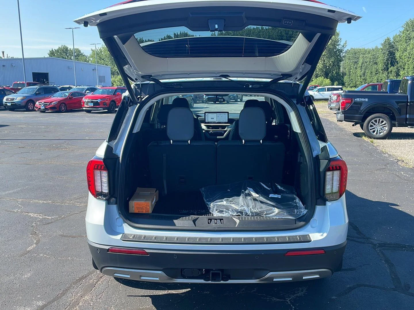 New 2026 Space White Metallic Ford Active w/200A Pkg image 29