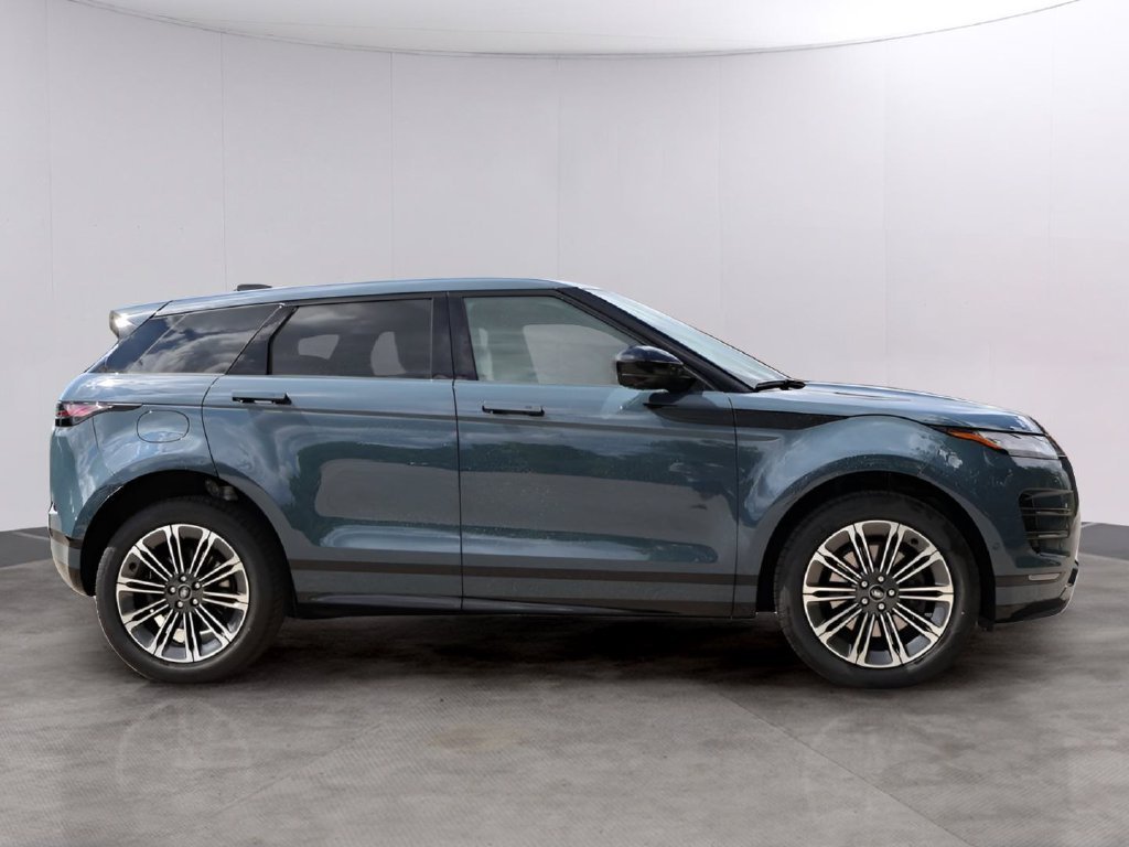 Used 2026 Tribeca Blue Metallic Land Rover Dynamic image 4