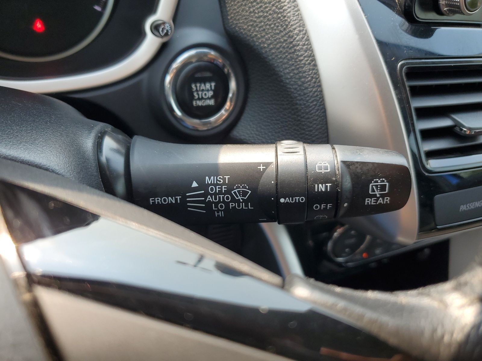 Used 2022 Blue Mitsubishi SE image 28