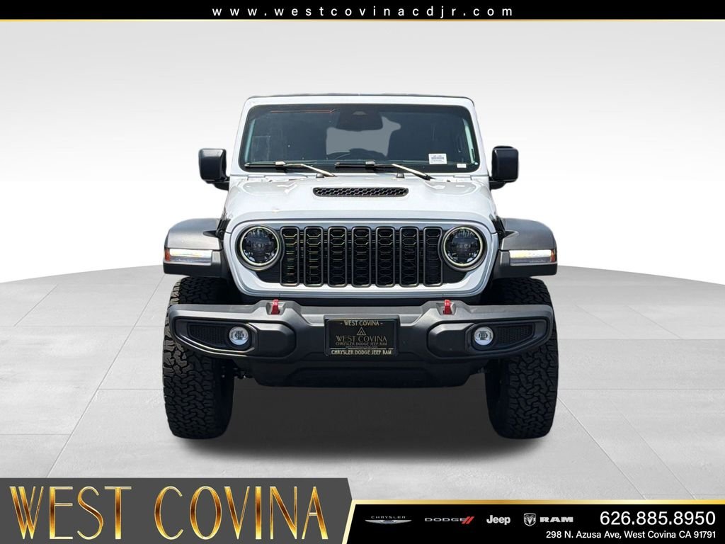 New 2026 Bright White Clear-Coat Exterior Paint Jeep Rubicon image 8