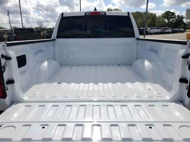 New 2026 Bright White Clear-Coat Exterior Paint RAM Big Horn/Lone Star image 7