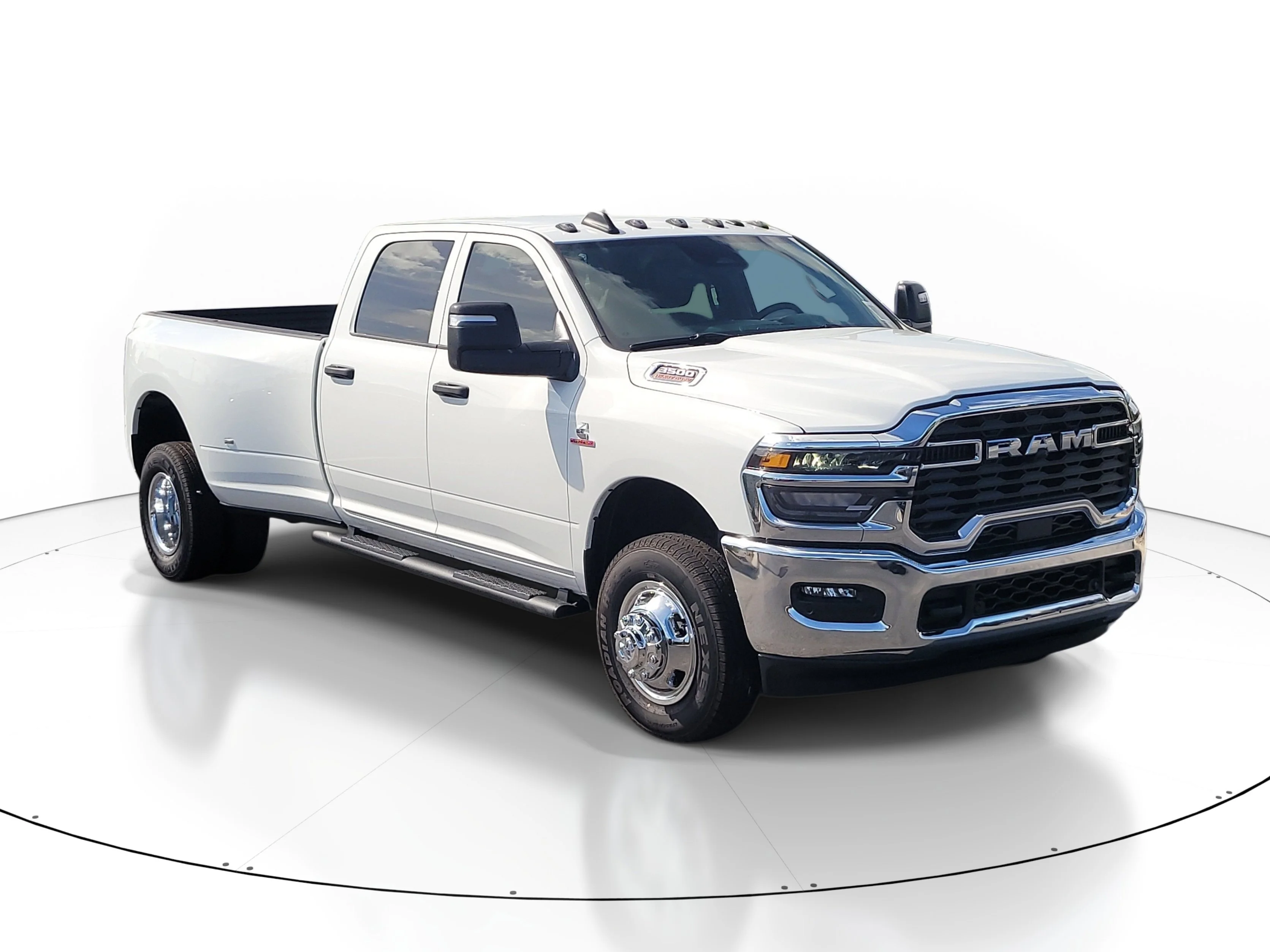 New 2026 Bright White Clearcoat Ram Tradesman image 2