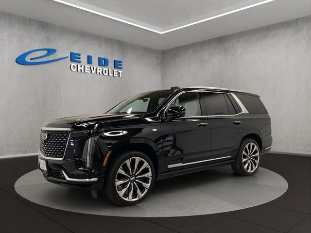 Used 2025  Cadillac Premium Luxury image 10