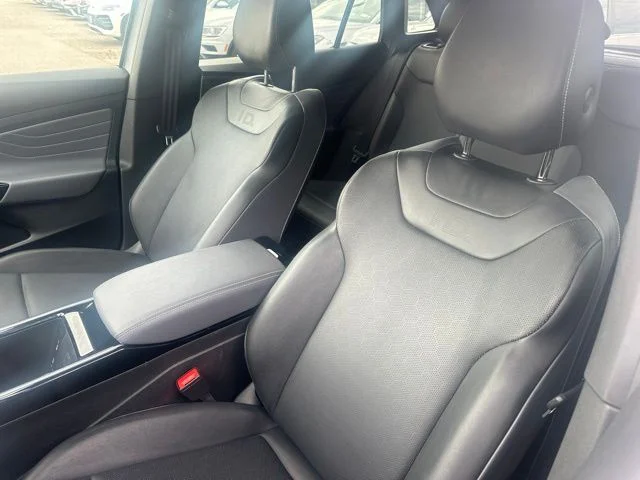 Certified Used 2023 Silver Volkswagen Pro S image 11