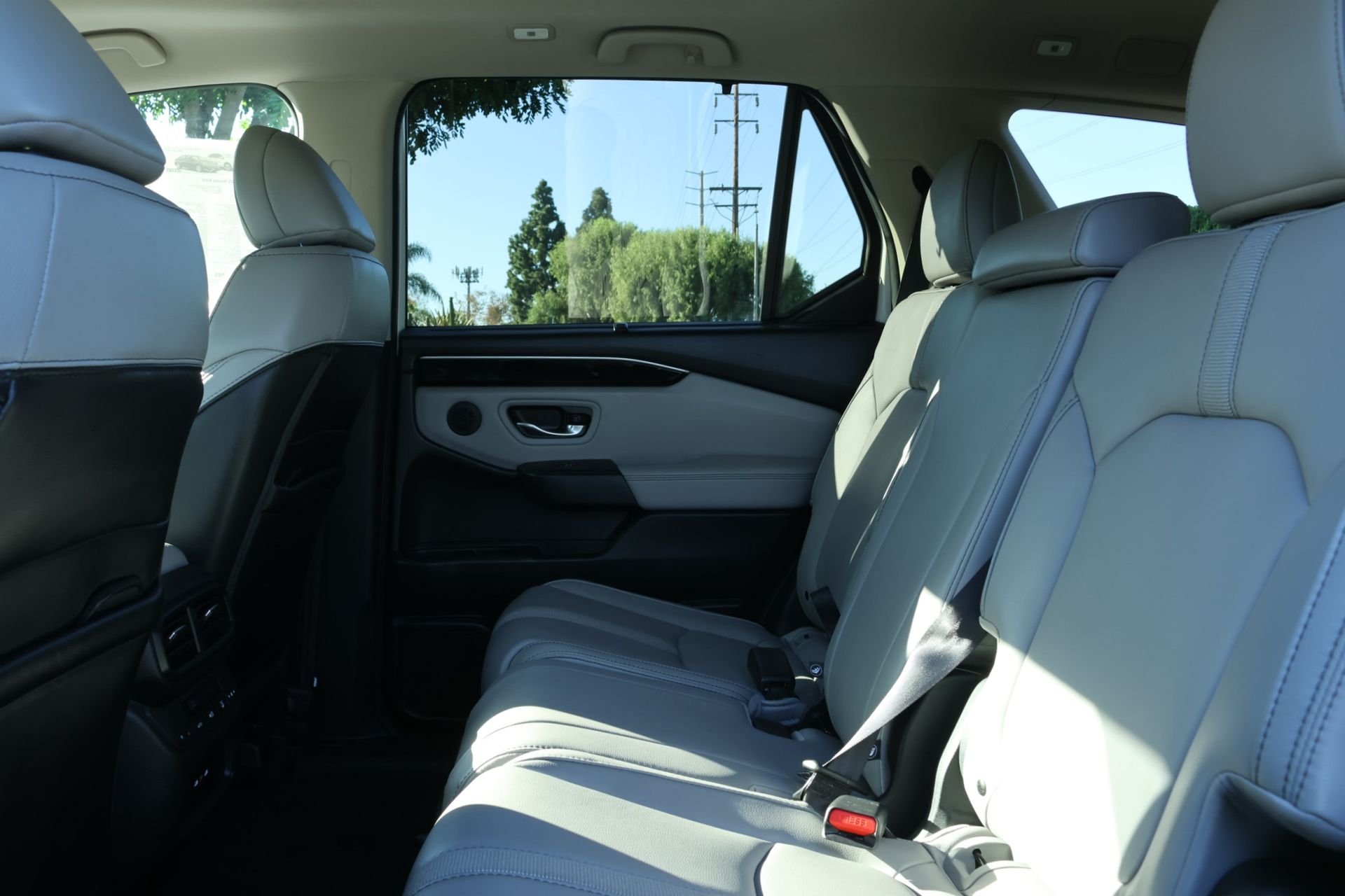Used 2025  Honda Touring image 19