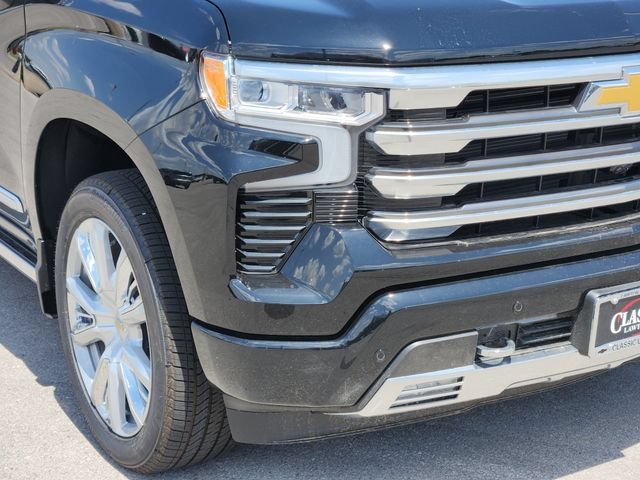 New 2026 Black Chevrolet High Country image 9