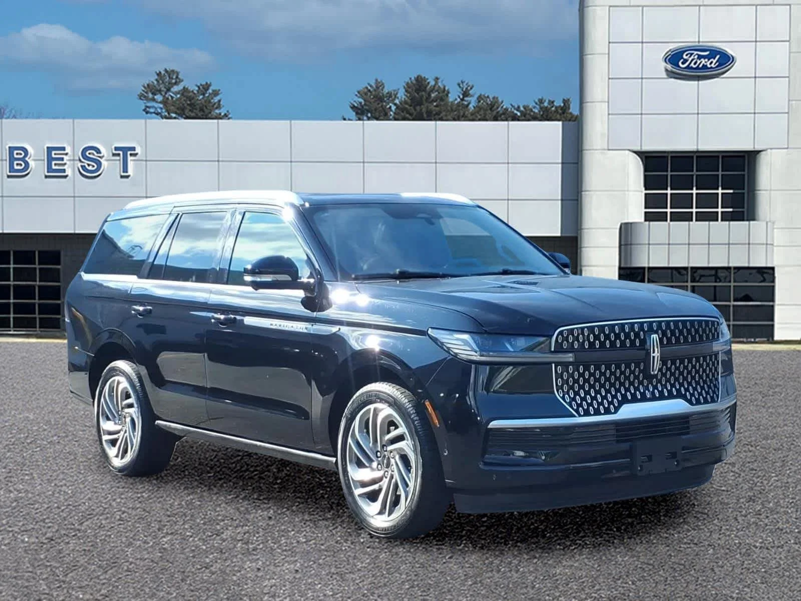 Used 2025 Infinite Black Metallic Lincoln Reserve image 9