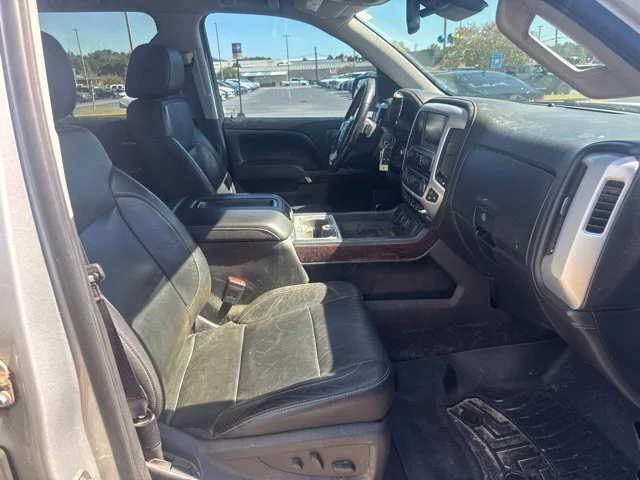 Used 2015 Silver GMC SLT image 23