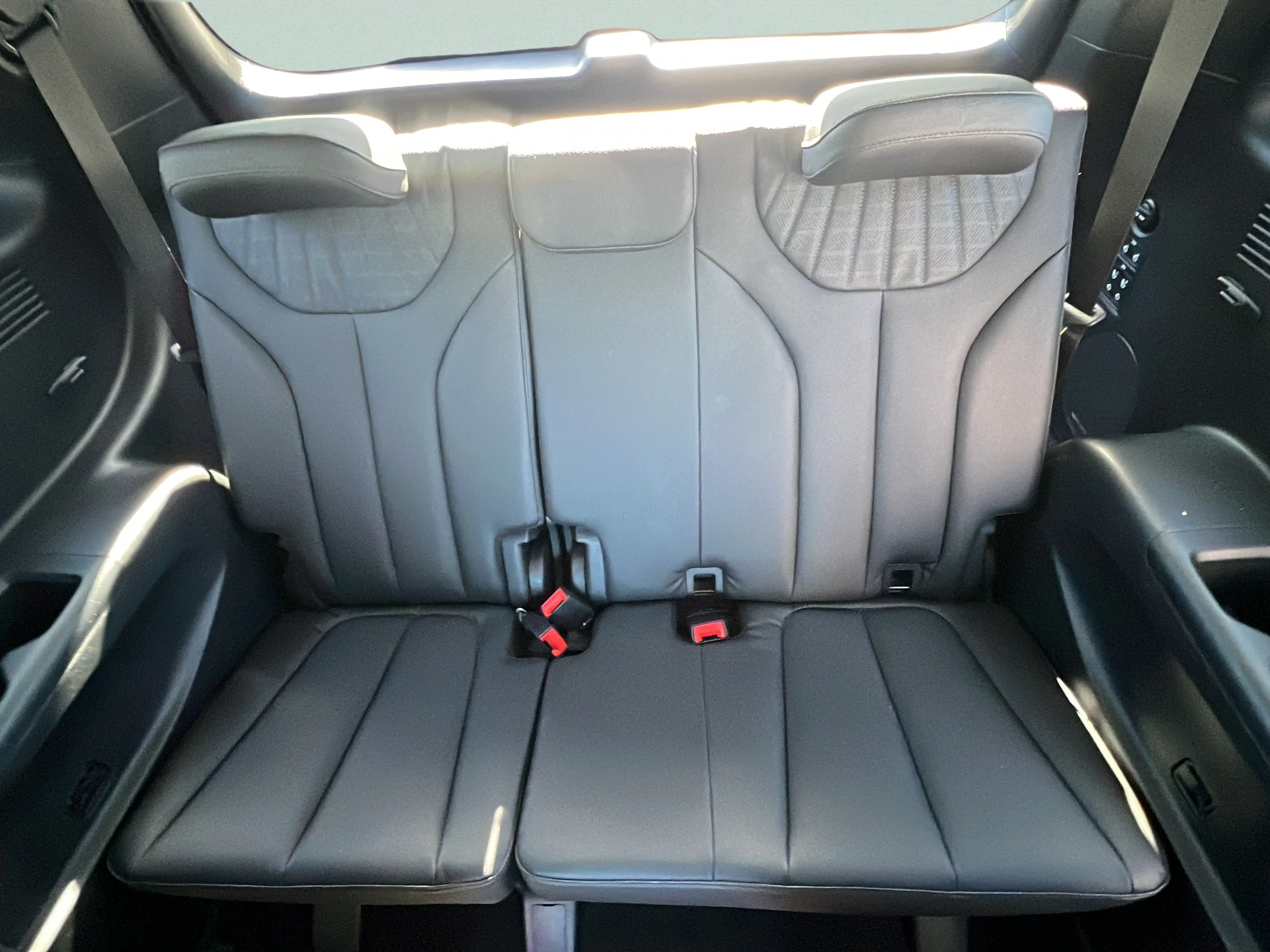 Used 2023 Steel Graphite Hyundai Limited image 11