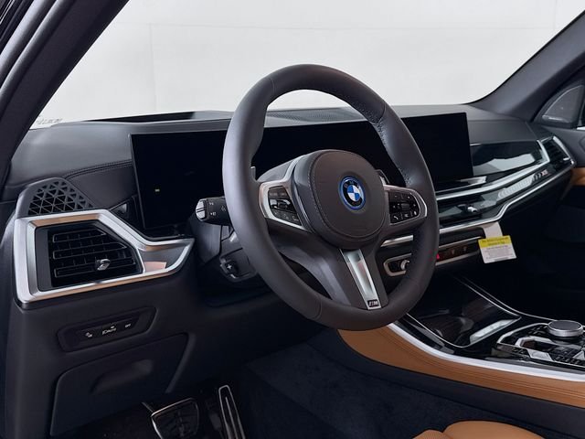 New 2026 Black Sapphire Metallic BMW xDrive50e image 9
