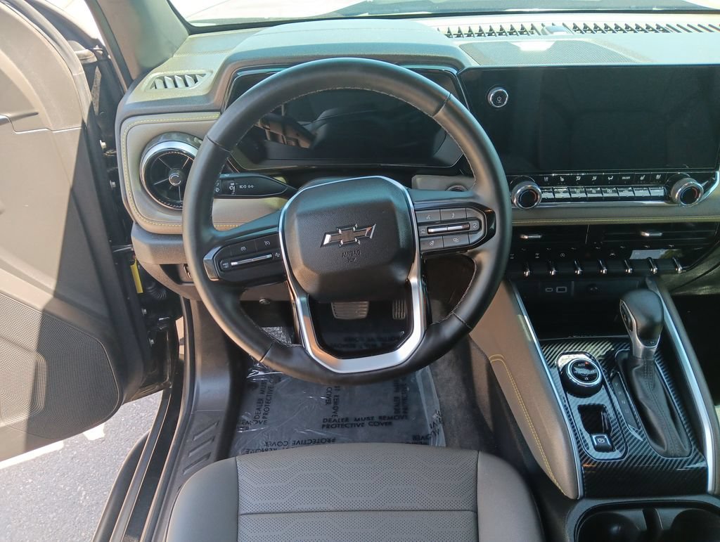 Used 2023 Black Chevrolet ZR2 image 13