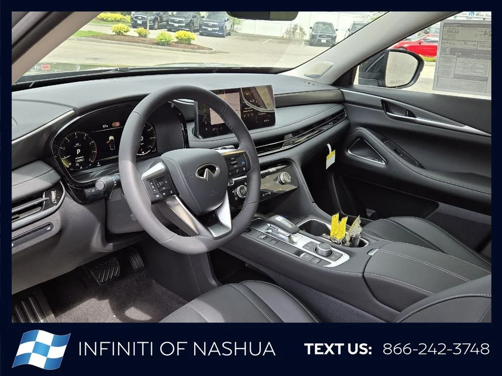 New 2027 GRAPHITE SHADOW INFINITI Luxe AWD image 4