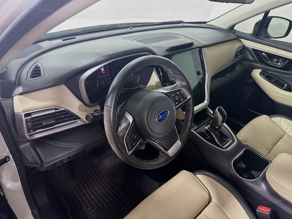 Used 2020 Crystal White Pearl Subaru Limited image 11