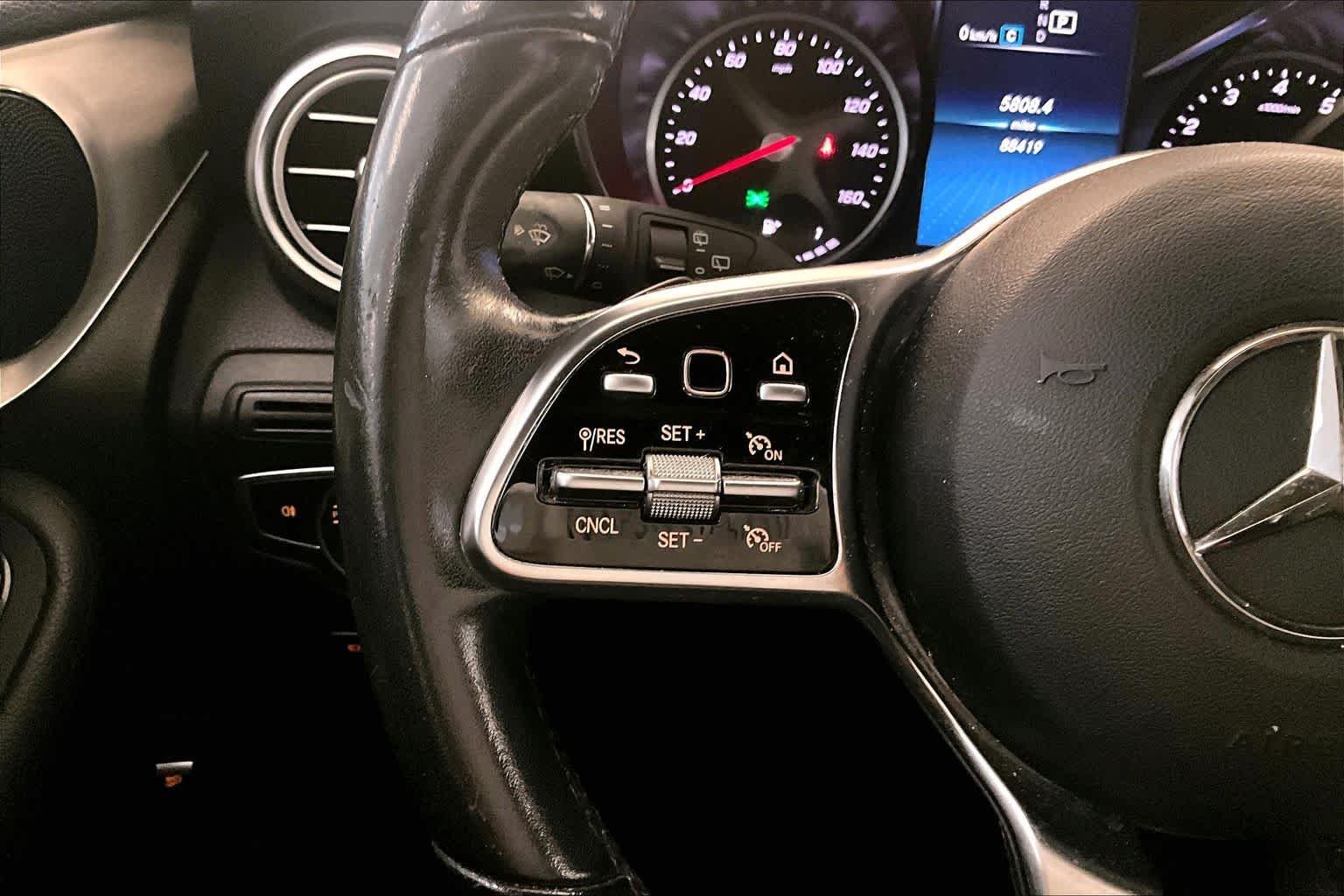 Used 2020 Black Mercedes-Benz GLC 300 image 22