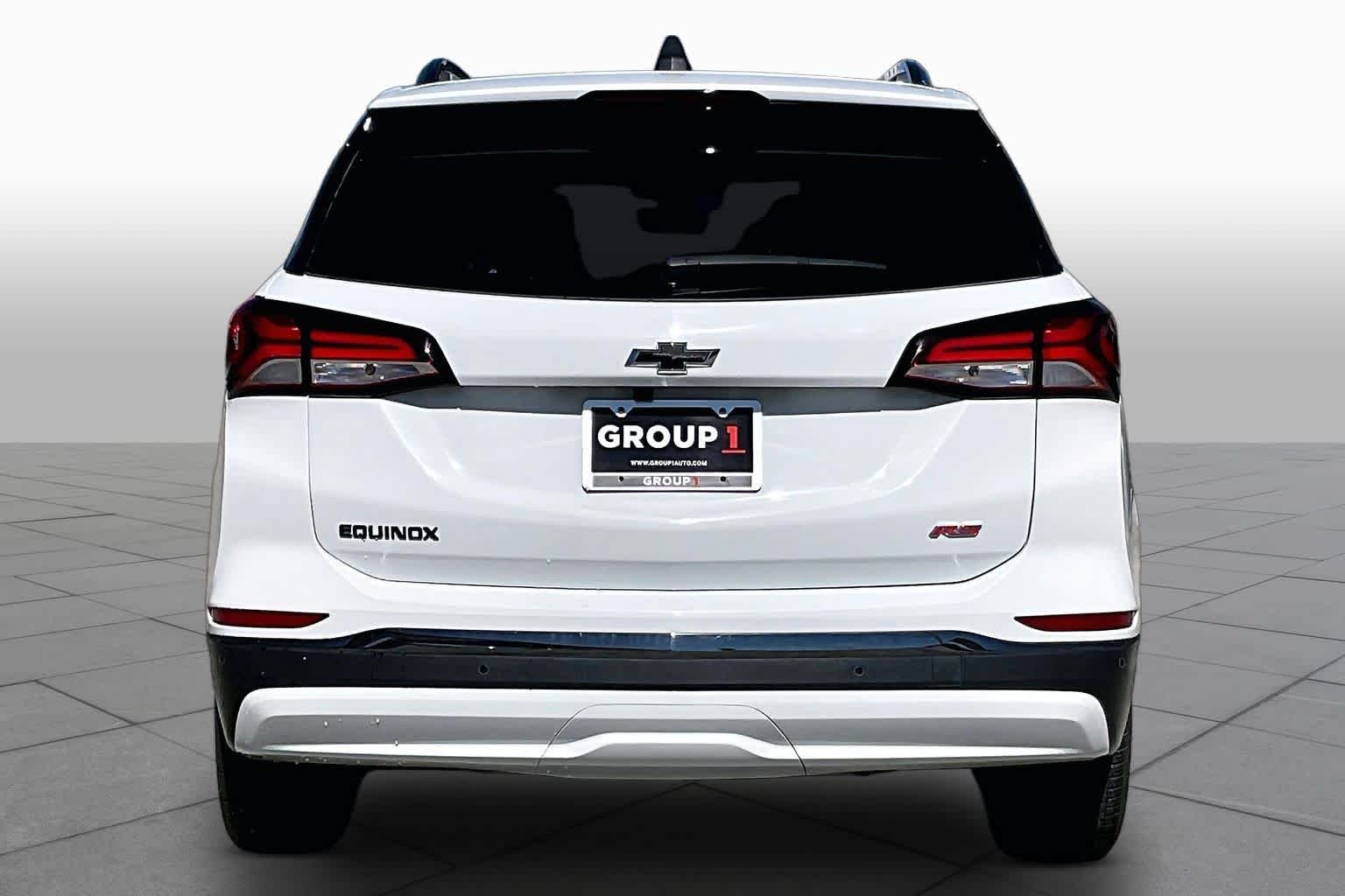 Used 2023 Summit White Chevrolet RS image 5