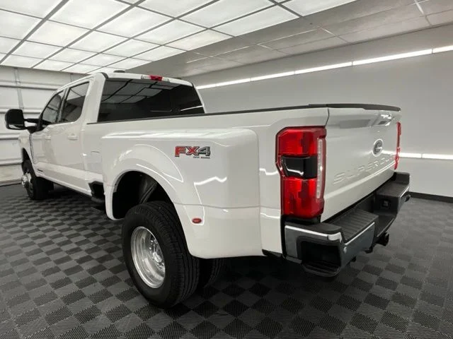 Used 2024 White Ford Lariat image 20