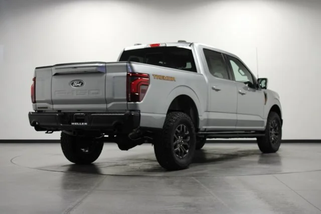 New 2026 Iconic Silver Metallic Ford Tremor® image 30