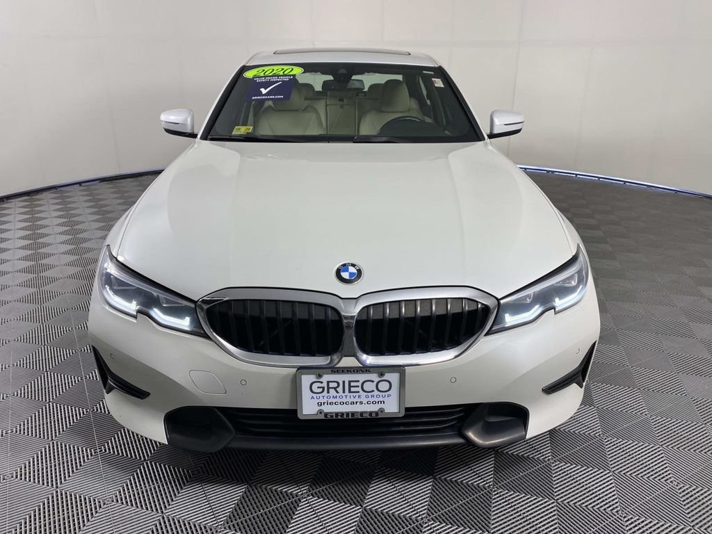 Used 2020 White BMW 330i xDrive image 3