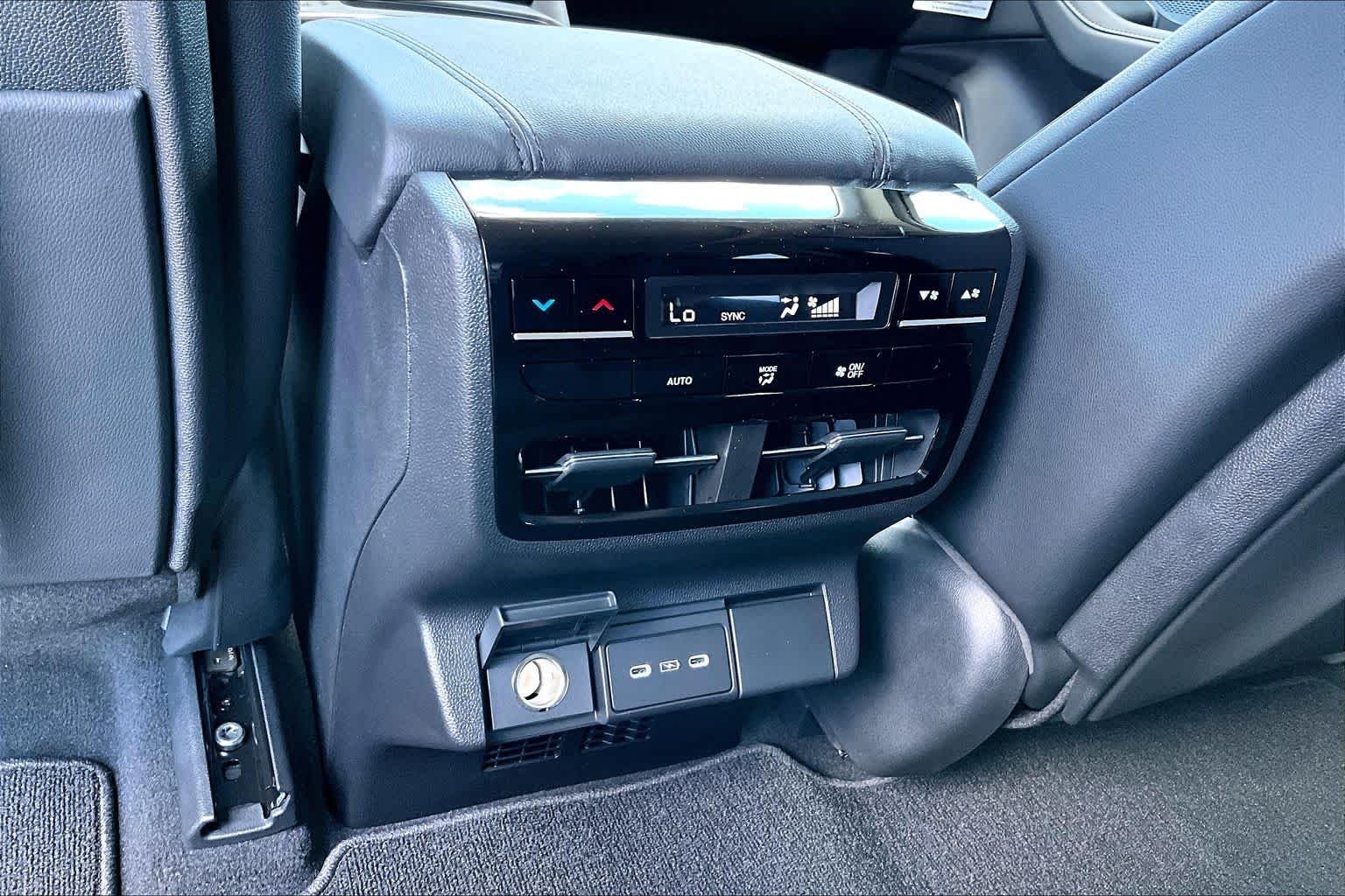 New 2026 Majestic Black Pearl Acura  image 19