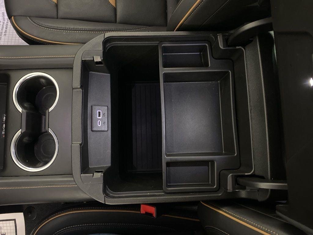 2024 GMC Yukon AT4 - Photo 22