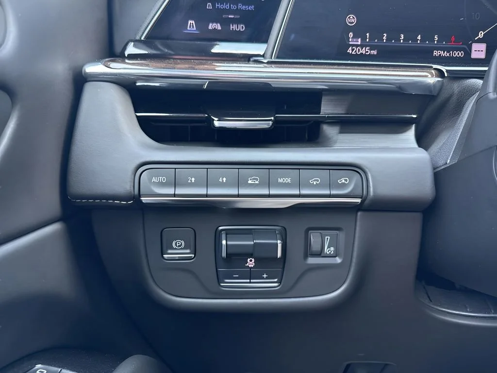 Used 2023 Black Raven Cadillac Sport Platinum image 26