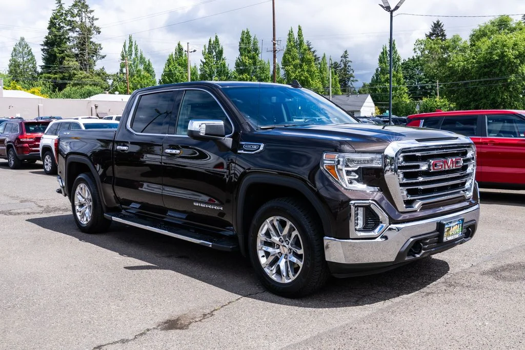 Used 2019 Brown GMC SLT image 1