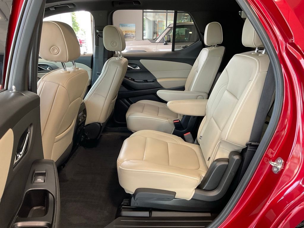 Used 2023 Red Chevrolet Premier image 22