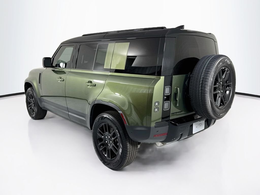 New 2026 Woolstone Green Land Rover S image 7