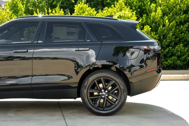 New 2026 Black Land Rover S image 17