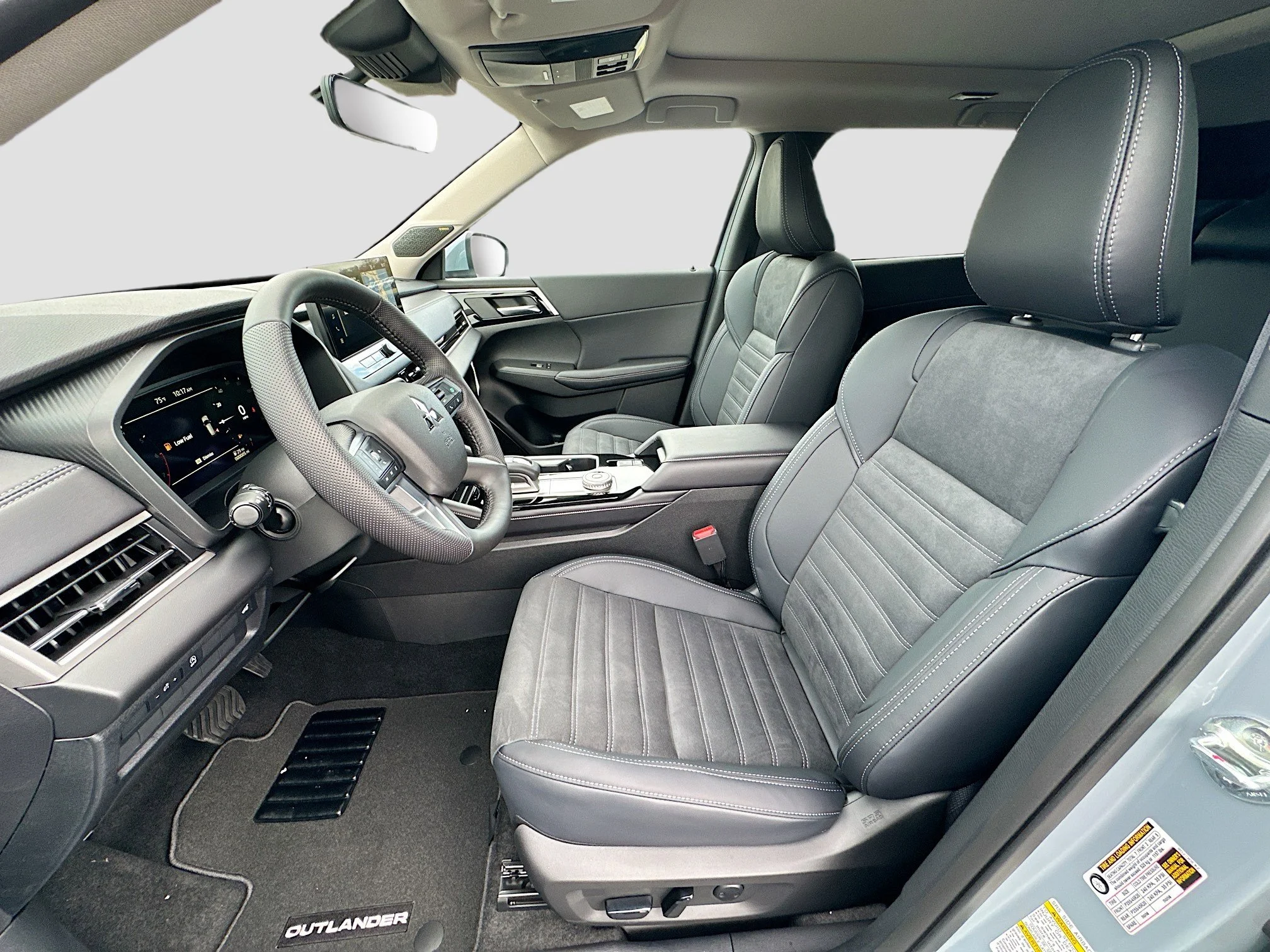 New 2026 Moonstone Gray Metallic Mitsubishi SE image 15