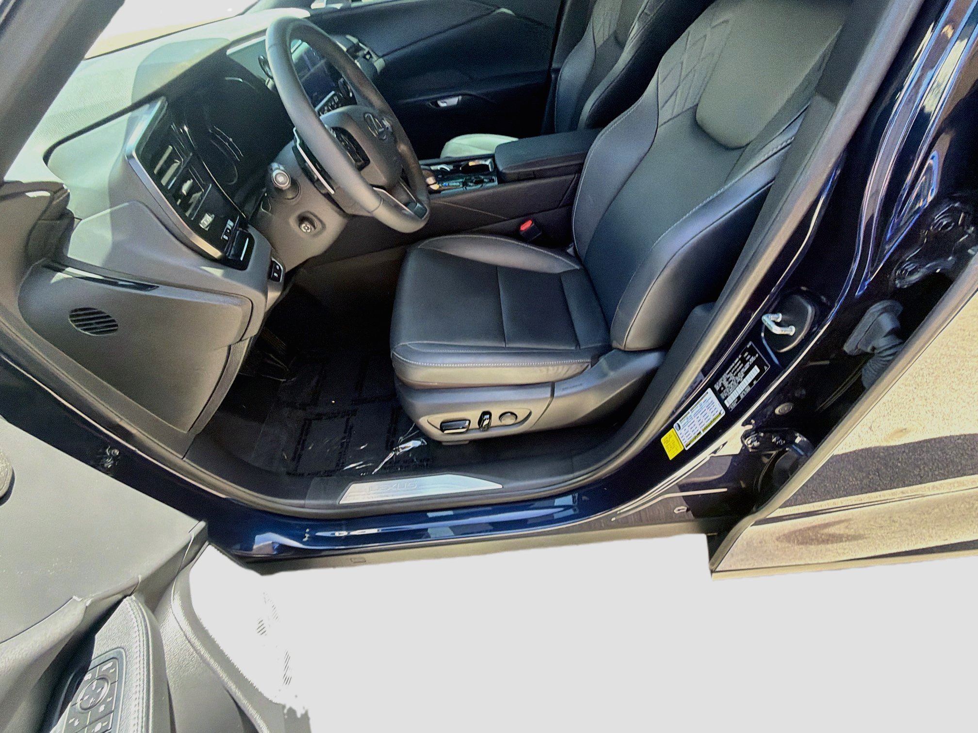 Used 2024 Mica Lexus RX 350 image 15