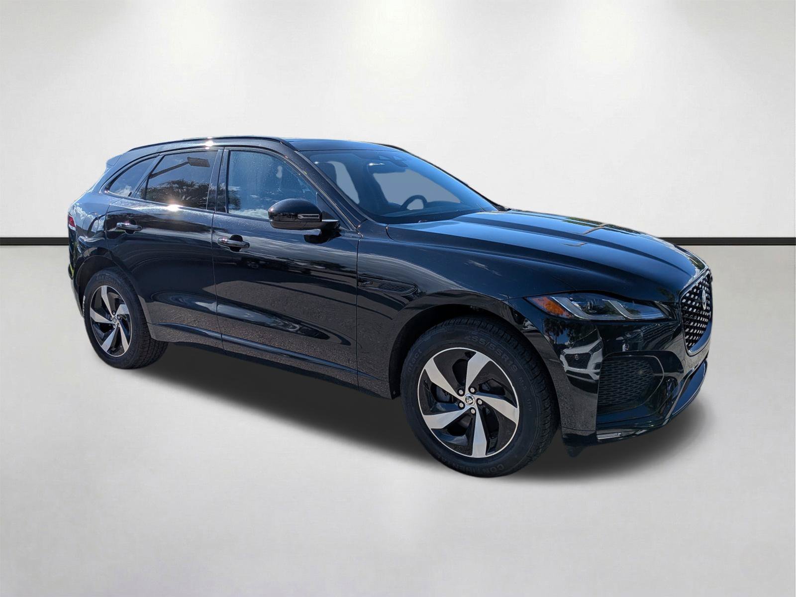 2025 Jaguar F-PACE