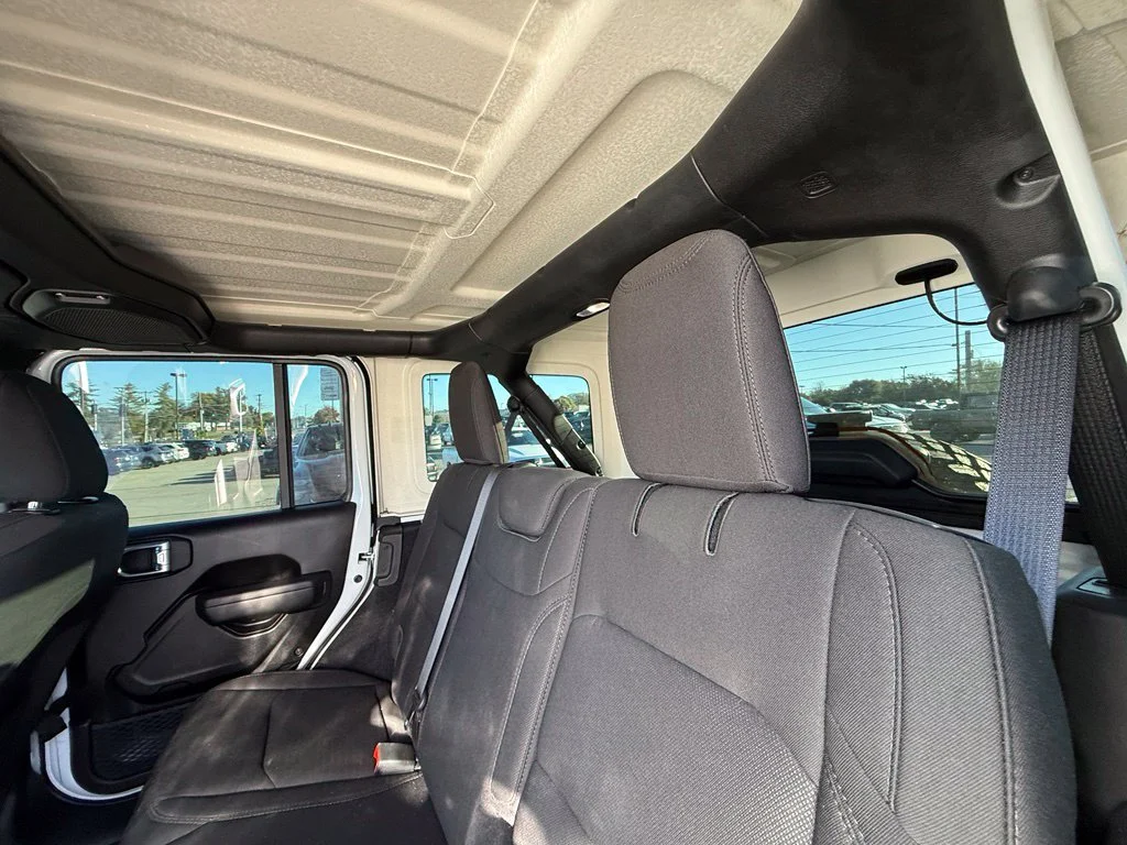 Used 2023 White Jeep Willys image 25