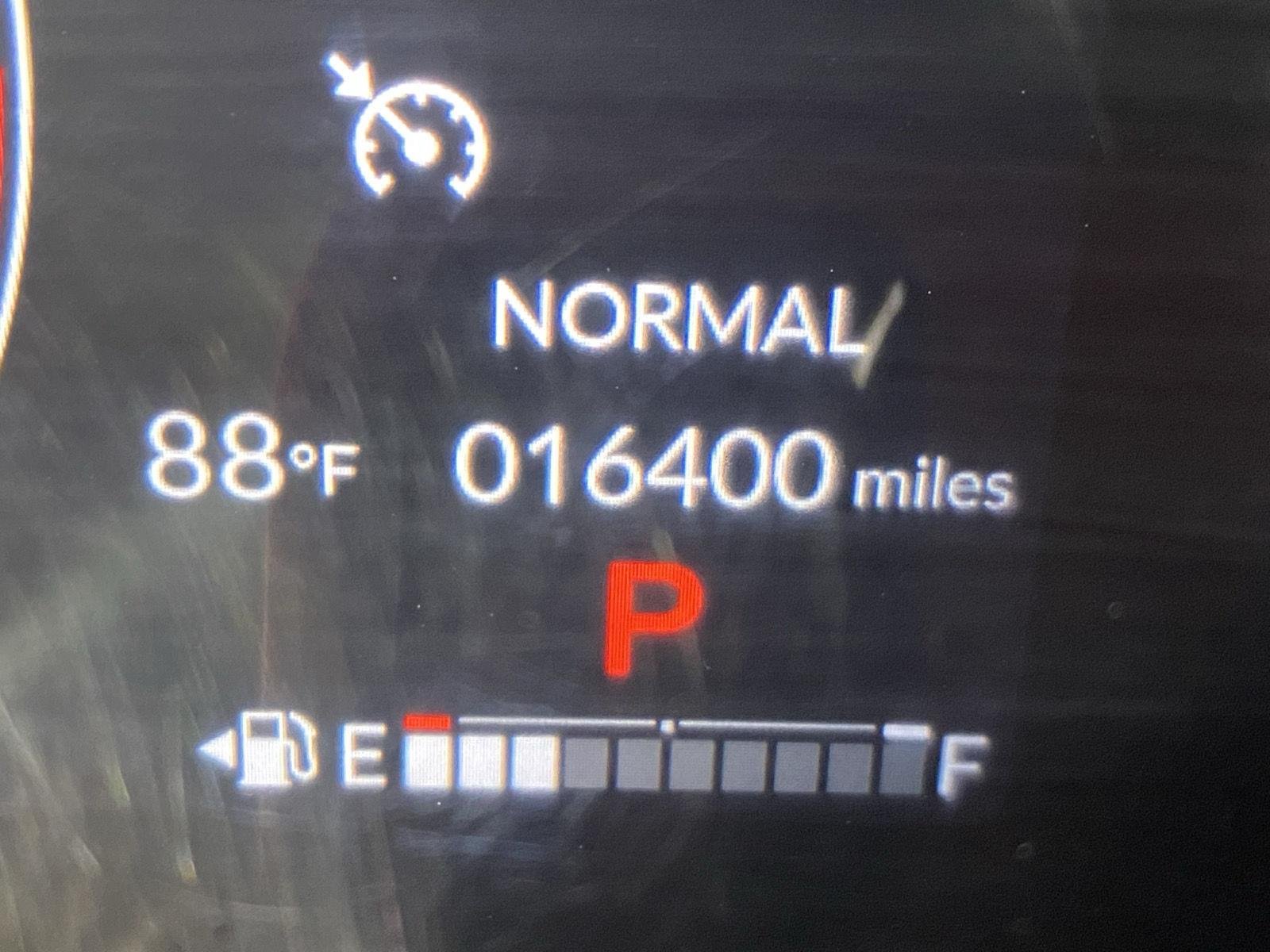 Used 2024 Platinum White Pearl Honda LX image 16