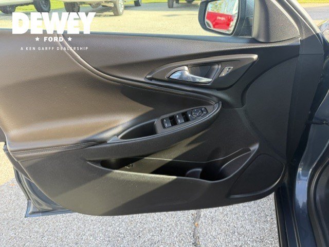 Used 2020 Shadow Gray Metallic Chevrolet LT image 9
